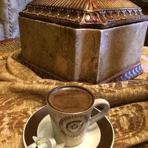 Meet your Posher, Shadia